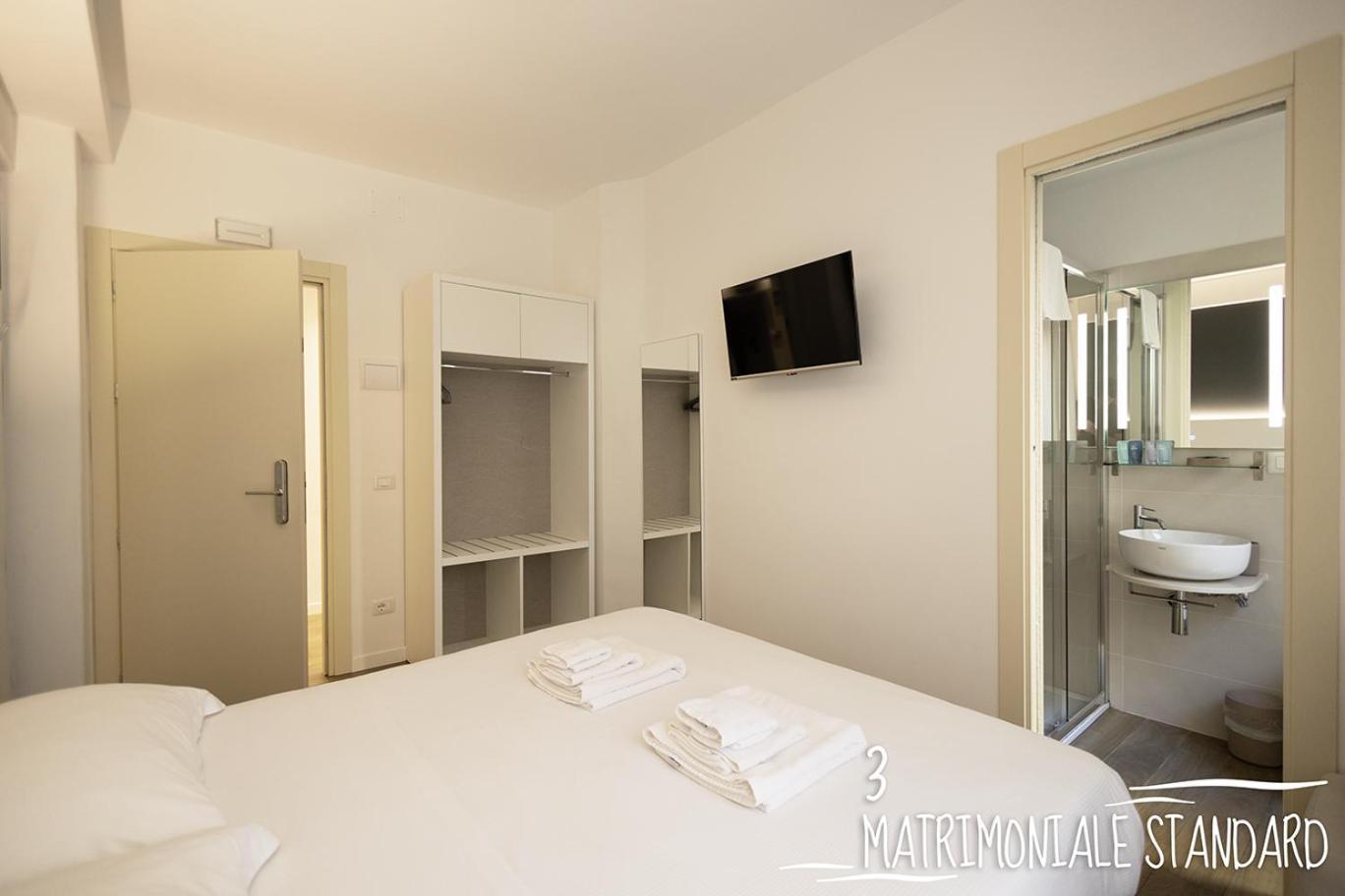 Albergo Augusta B&B 카모글리 외부 사진