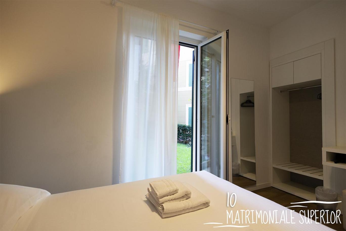 Albergo Augusta B&B 카모글리 외부 사진