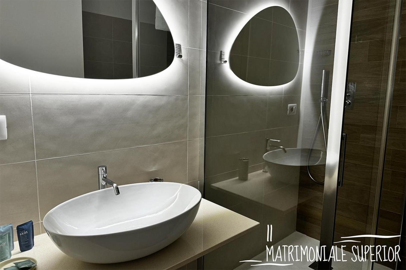 Albergo Augusta B&B 카모글리 외부 사진